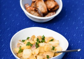 Salade de pomme de terre à la de truite fumée